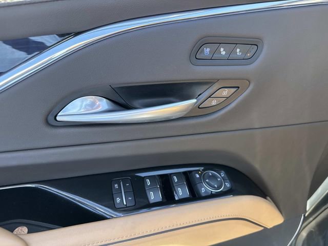 Used 2023 Cadillac Escalade Sport w/ LPO, ONYX Package image 22