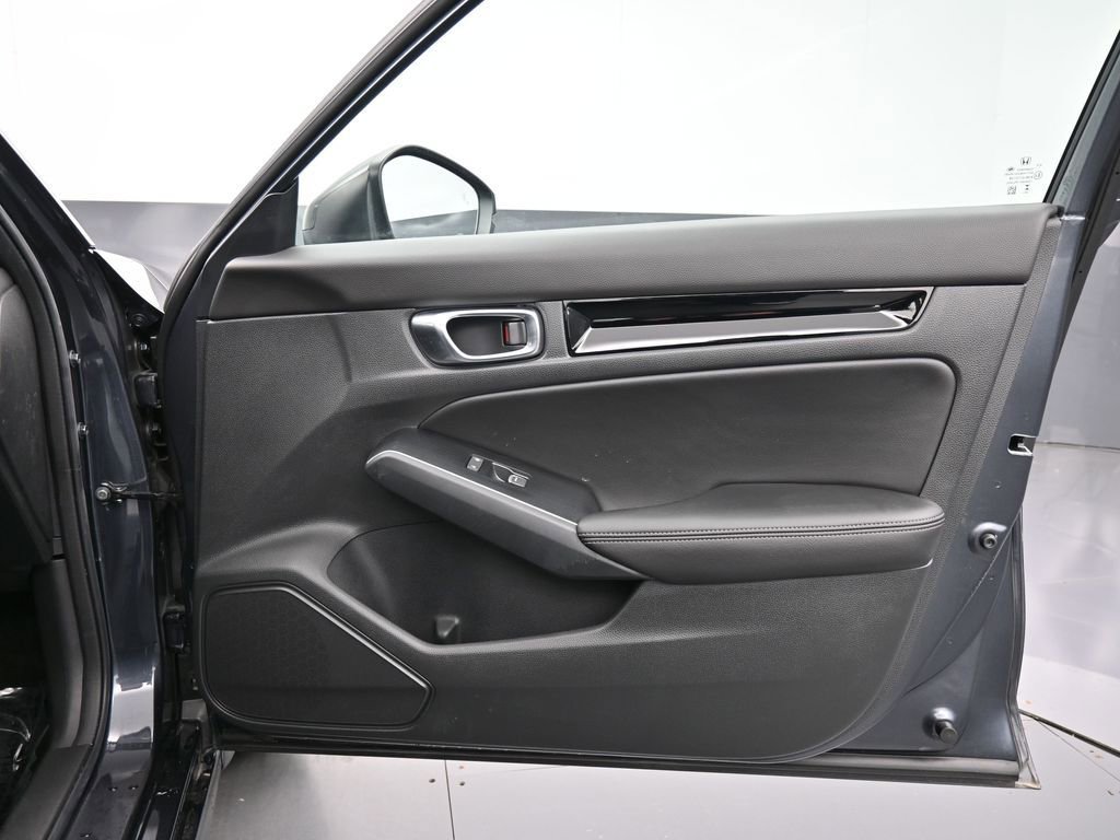 Certified 2025 Honda Civic Sport image 38