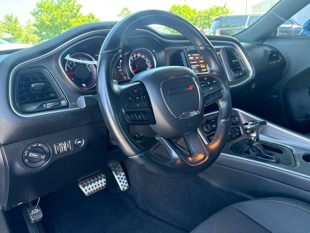 Used 2021 Dodge Challenger R/T Scat Pack RWD image 15