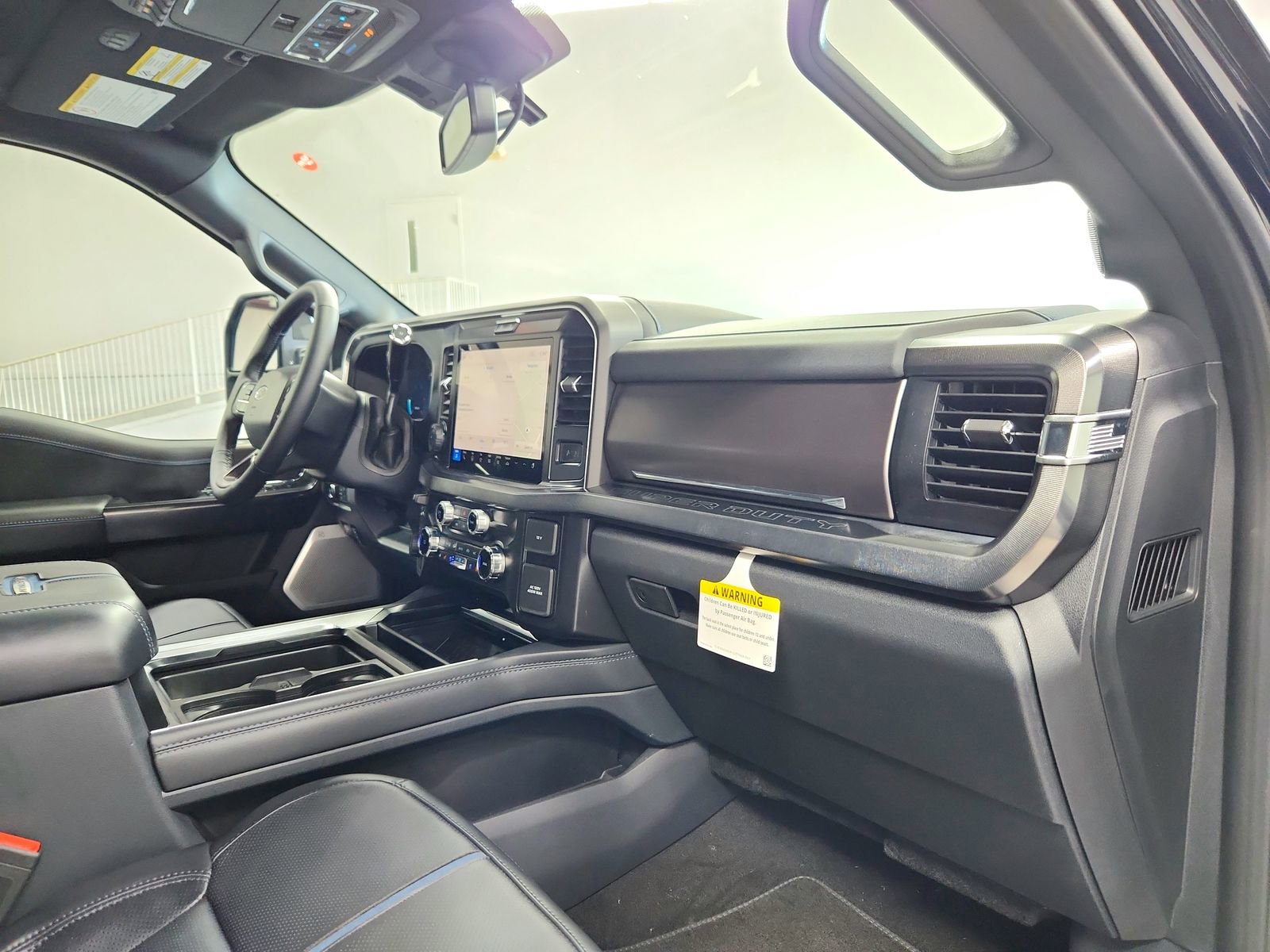 New 2026 Ford F350 Platinum w/ FX4 Off-Road Package image 40