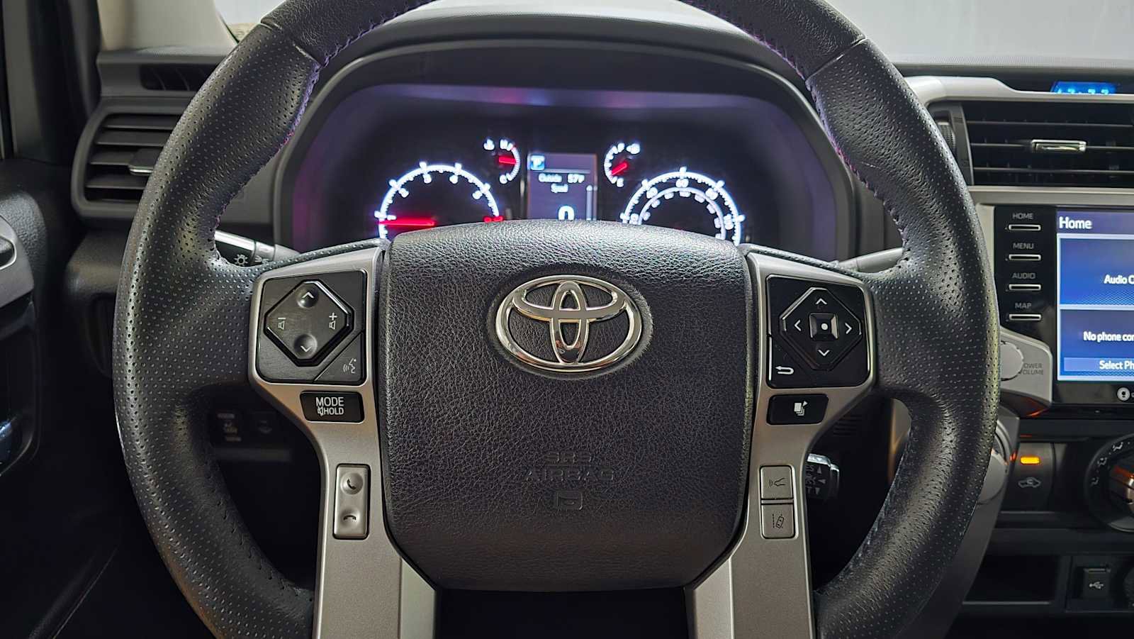 Used 2024 Toyota 4Runner SR5 image 25