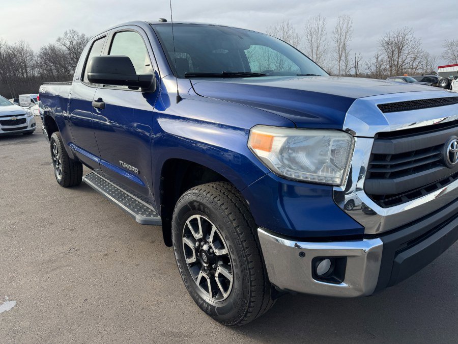 Used 2015 Toyota Tundra SR5 image 12