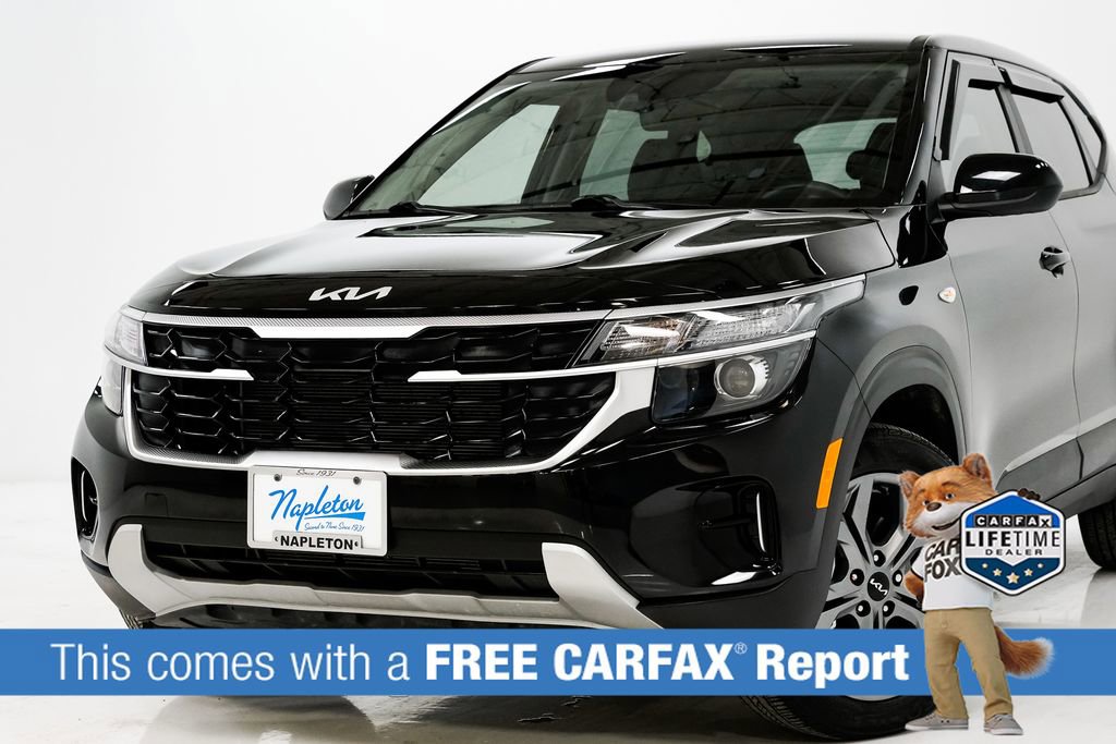Certified 2025 Kia Seltos LX image 2