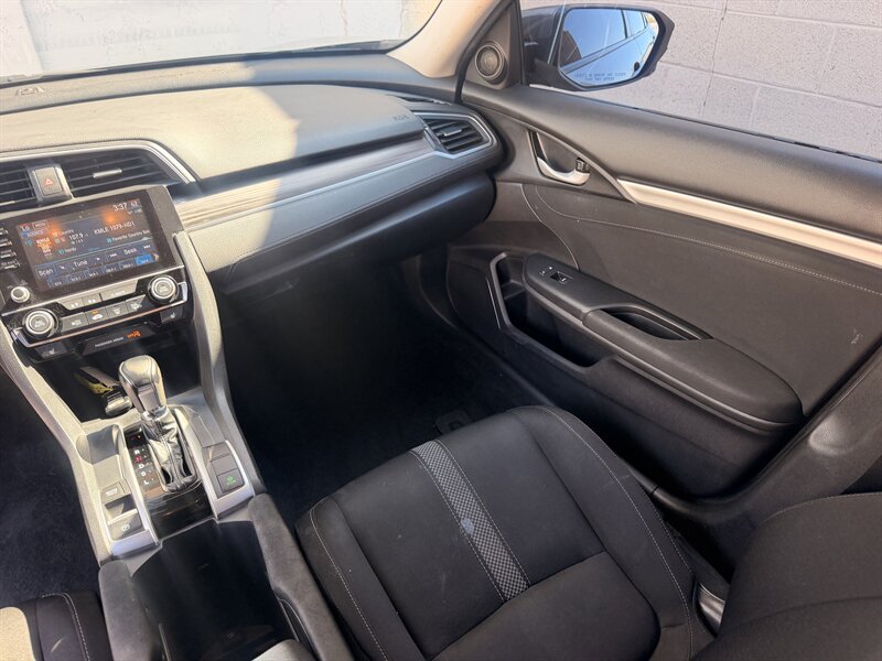 Used 2019 Honda Civic EX image 22
