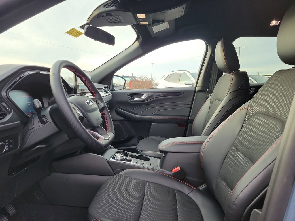 New 2026 Ford Escape ST-Line w/ Cold Weather Package image 16