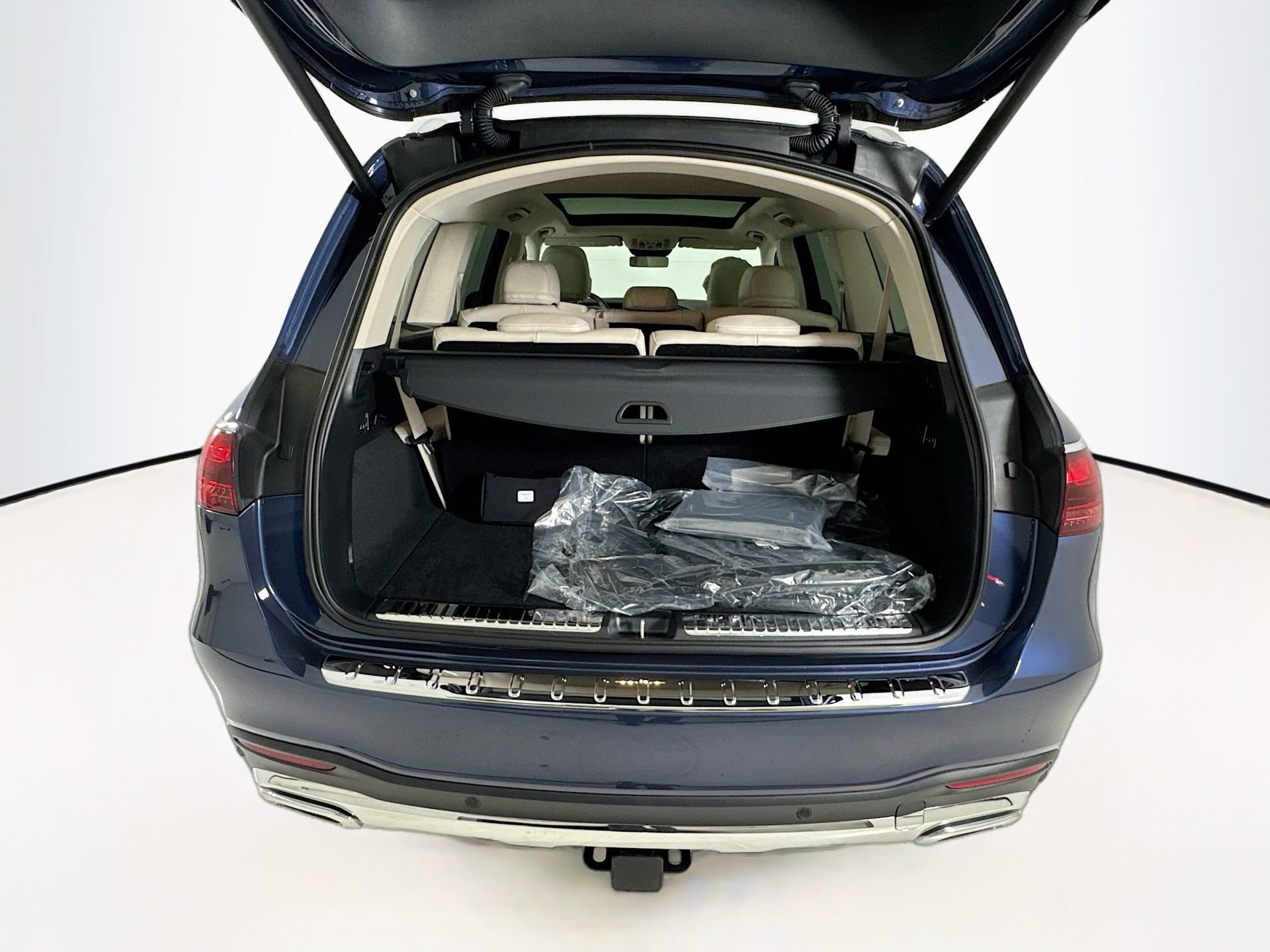 New 2026 Mercedes-Benz GLS 450 4MATIC image 29