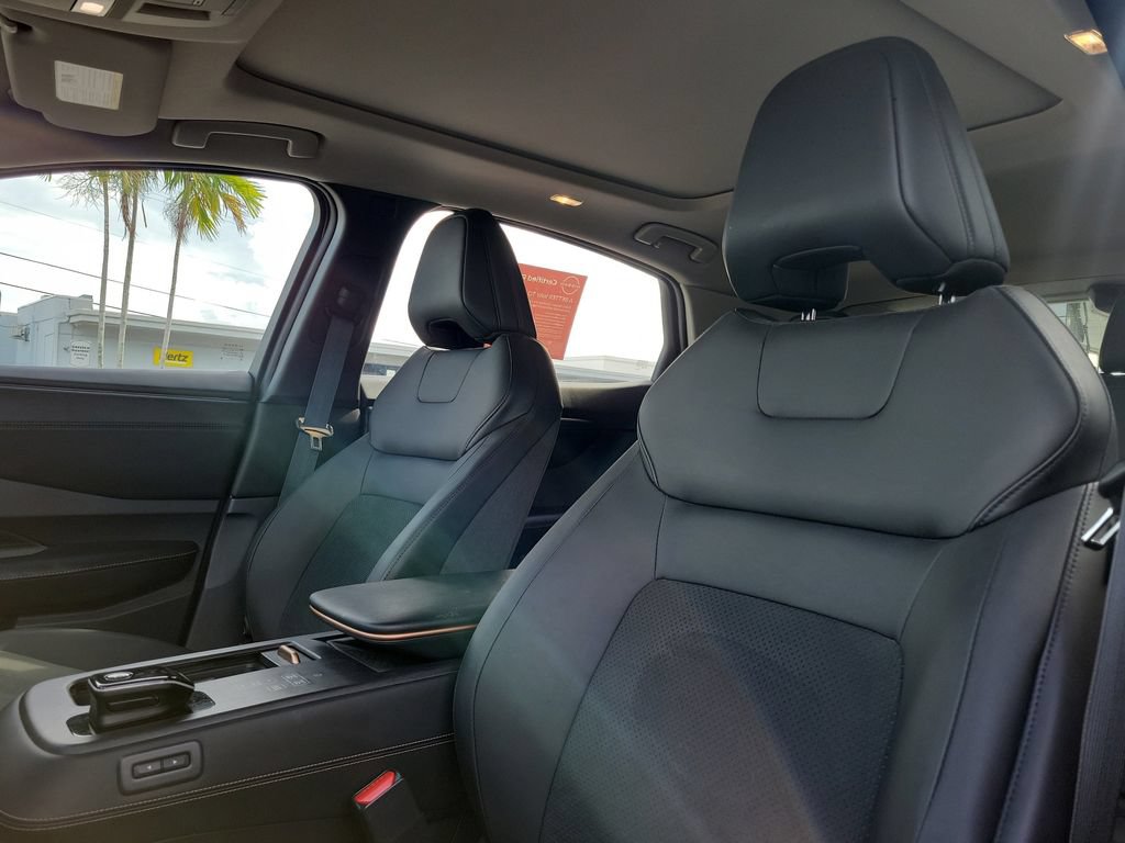Certified 2023 Nissan Ariya FWD image 26