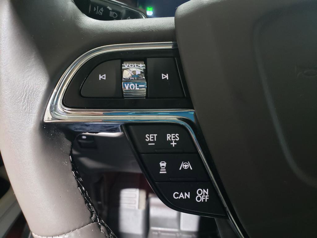 Used 2023 Lincoln Nautilus Reserve w/ Equipment Group 202A image 22