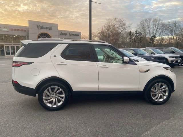 Used 2019 Land Rover Discovery HSE image 7