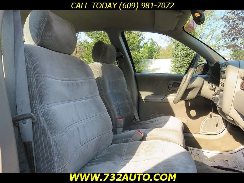 Used 1997 Chevrolet Lumina w/ Preferred Equipment Group 1 FWD image 7