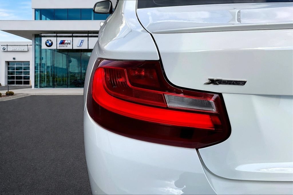 Used 2017 BMW M240i xDrive Coupe AWD/4WD image 23