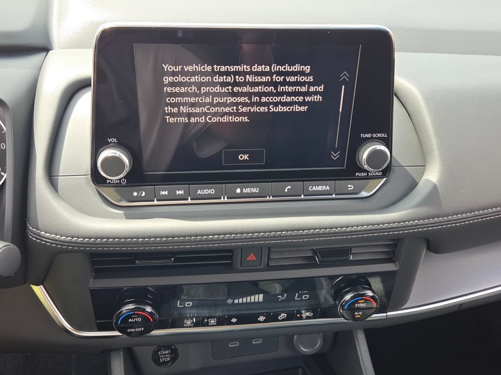 New 2026 Nissan Rogue SV FWD image 17