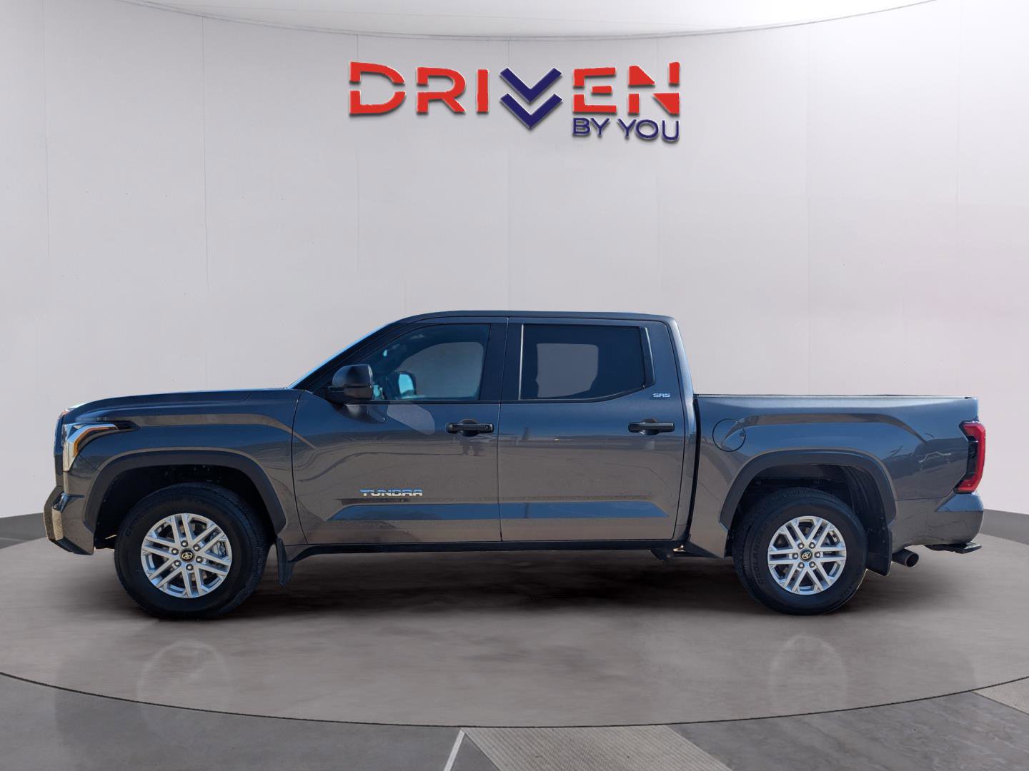 Used 2025 Toyota Tundra SR5 image 2