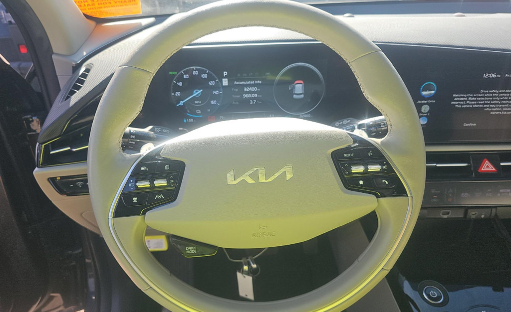 Used 2023 Kia Niro Wind w/ Wind Preserve Package FWD image 13