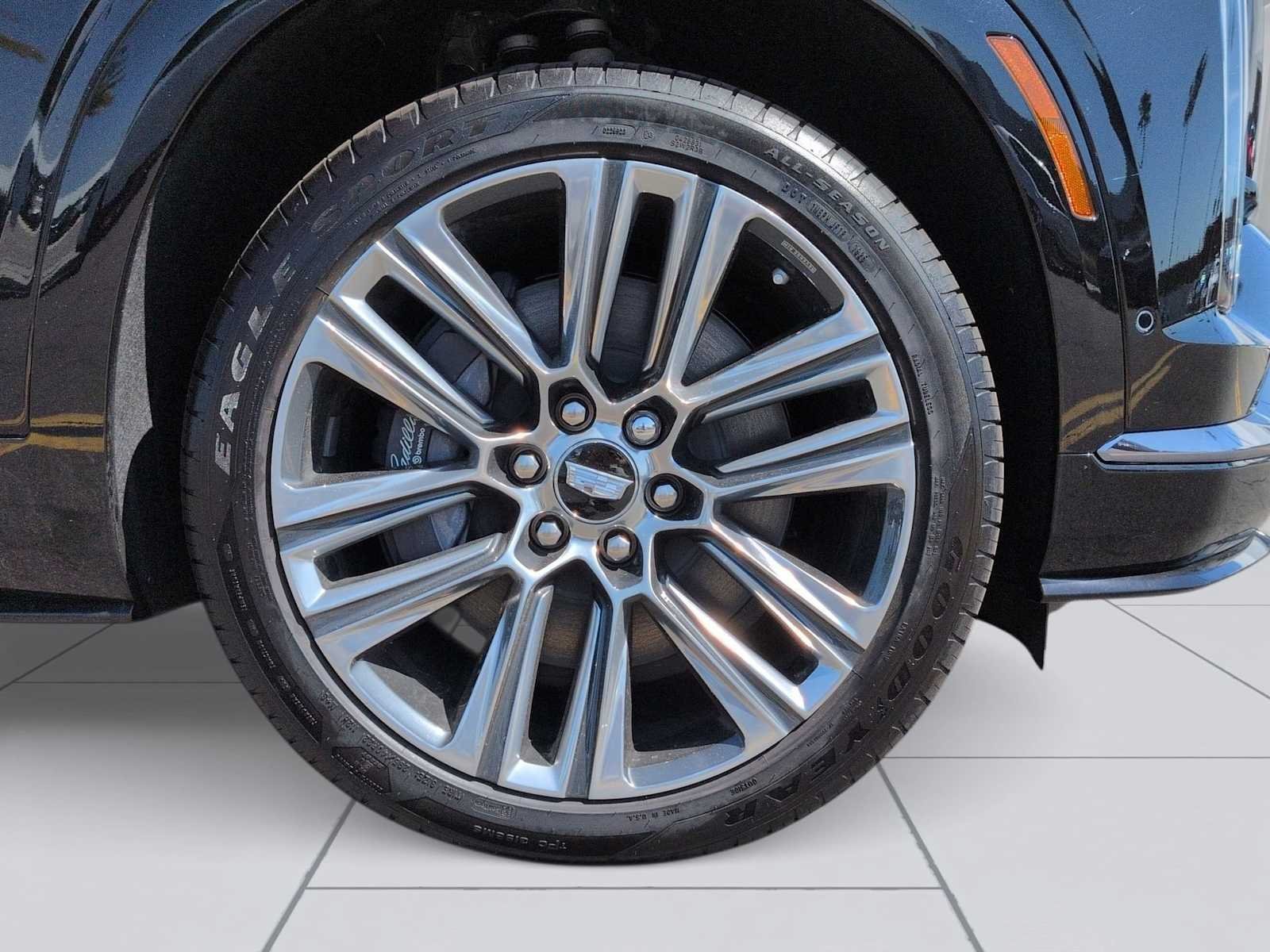 Used 2026 Cadillac Vistiq Sport AWD/4WD image 29