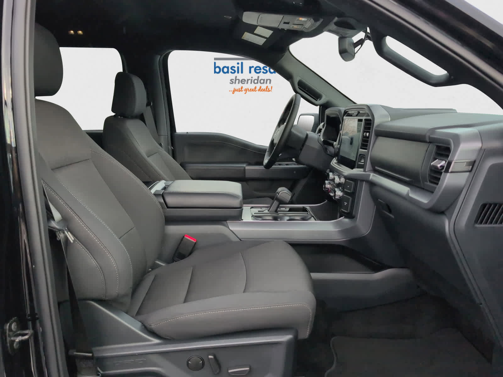 Used 2025 Ford F150 XLT w/ Equipment Group 302A MID image 18