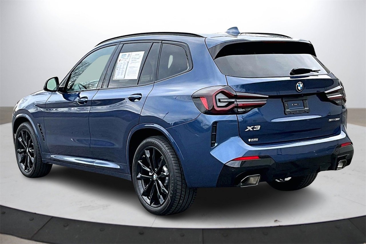 Used 2024 BMW X3 sDrive30i w/ M Sport Package image 7