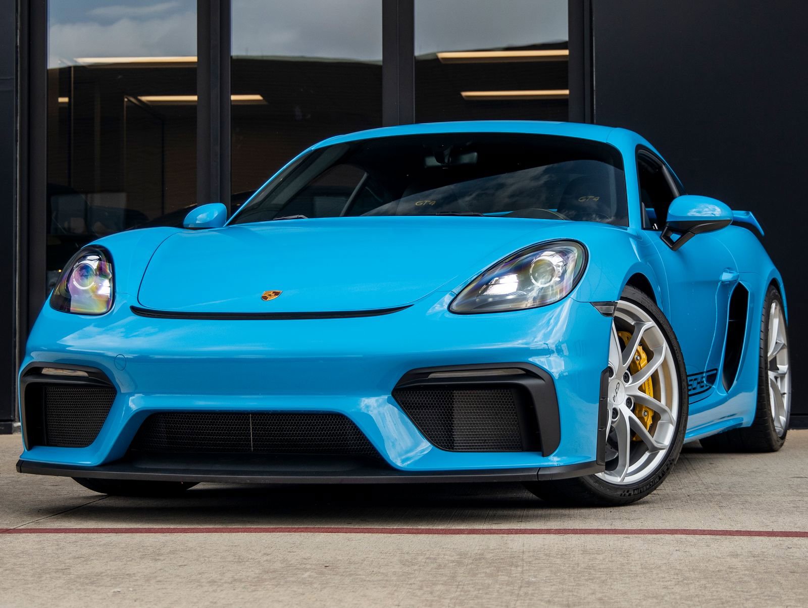 Certified 2021 Porsche 718 Cayman GT4 RWD image 1