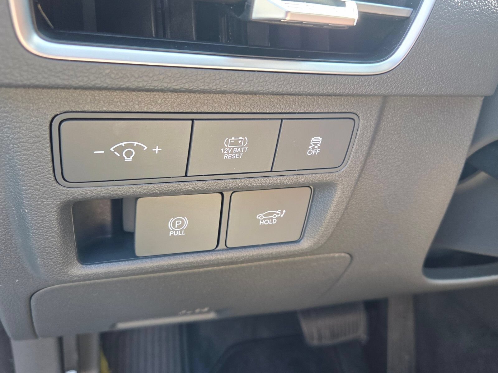 Used 2024 Hyundai Sonata Limited FWD image 28