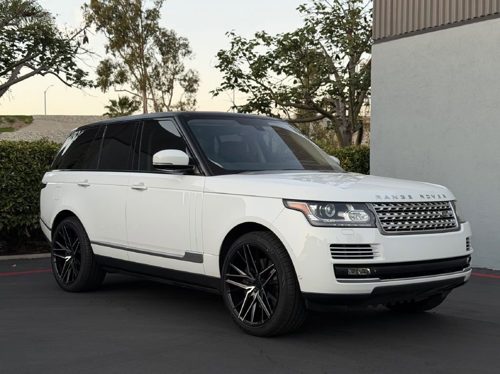 Used 2015 Land Rover Range Rover Autobiography image 3