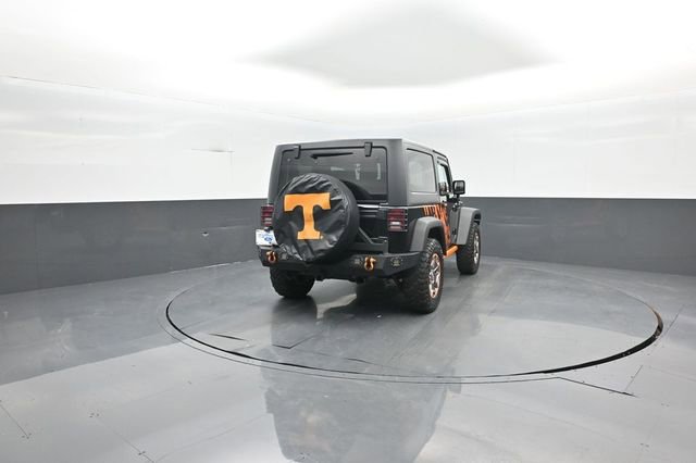 Used 2015 Jeep Wrangler Rubicon w/ Power Convenience Group AWD/4WD image 7