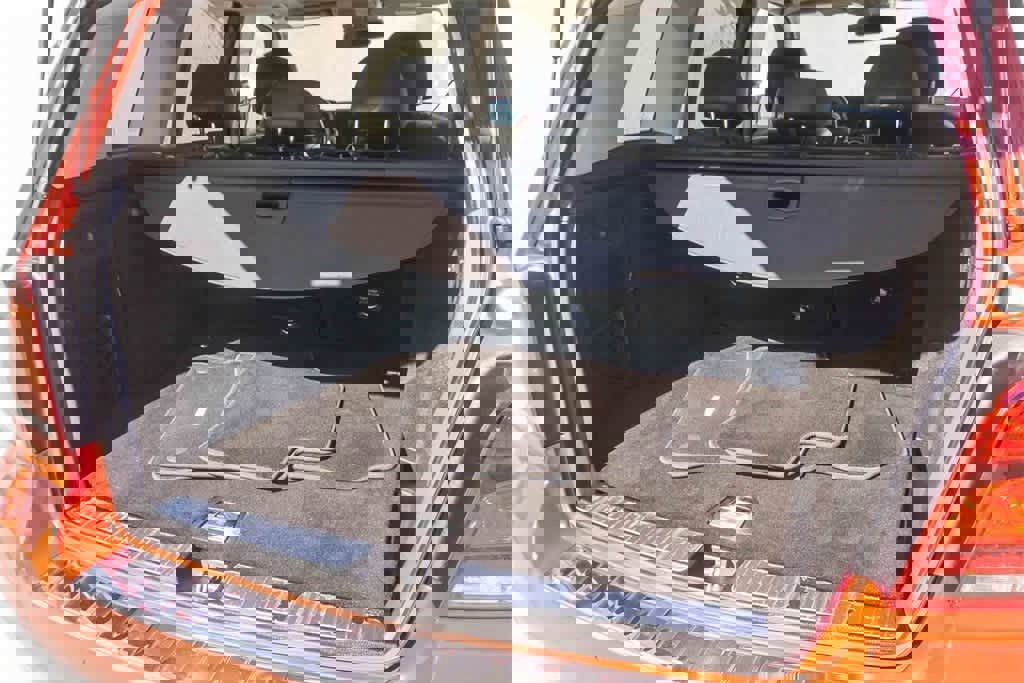 Used 2014 Mercedes-Benz GLK 350 4MATIC image 24