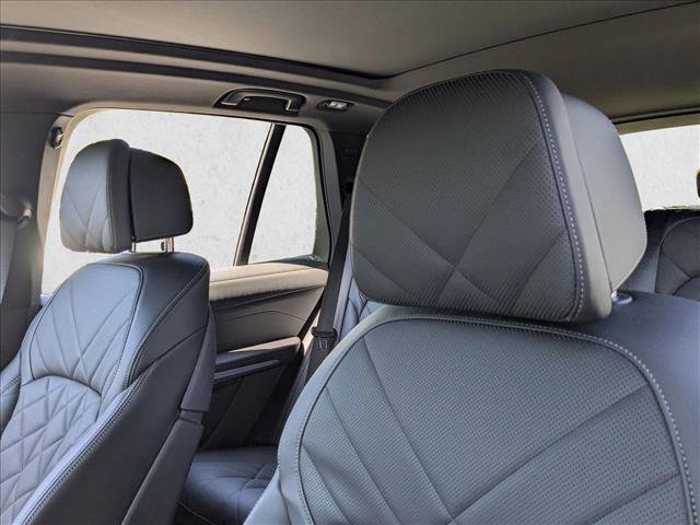 Used 2024 BMW X5 sDrive40i w/ M Sport Package image 17