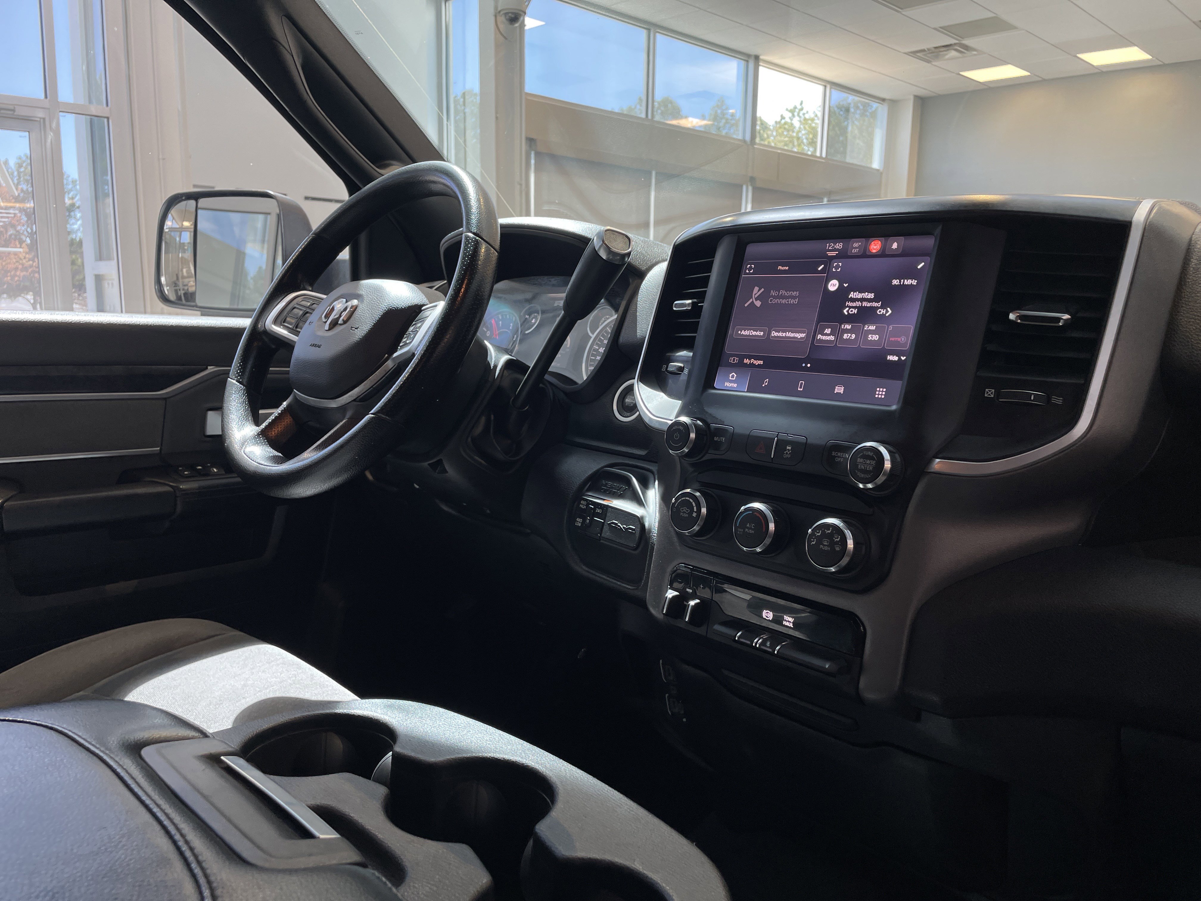 Used 2022 RAM 3500 Big Horn AWD/4WD image 33