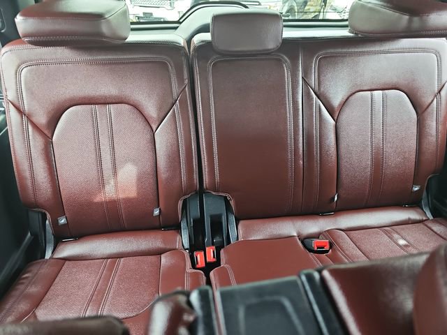 Used 2024 Ford Expedition Limited image 14