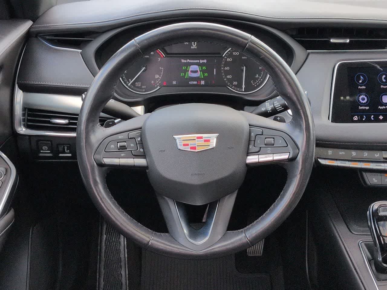 Used 2023 Cadillac XT4 Premium Luxury w/ Cold Weather Package AWD/4WD image 23