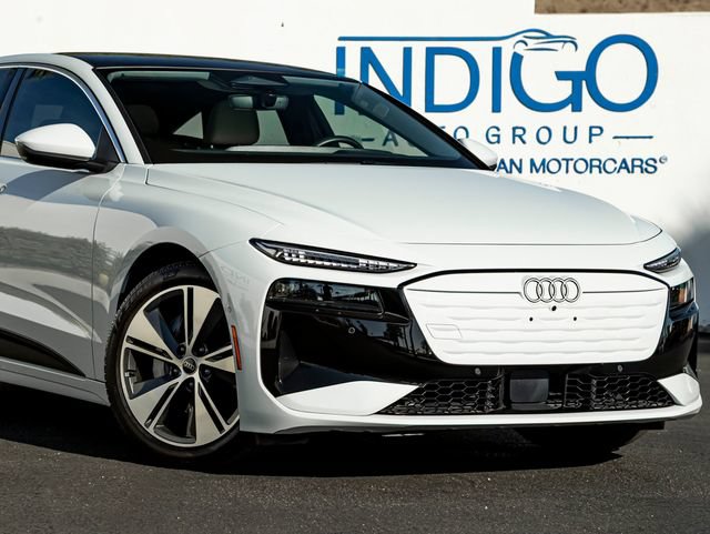 Used 2025 Audi A6 e-tron Premium Plus w/ Premium Plus RWD image 5