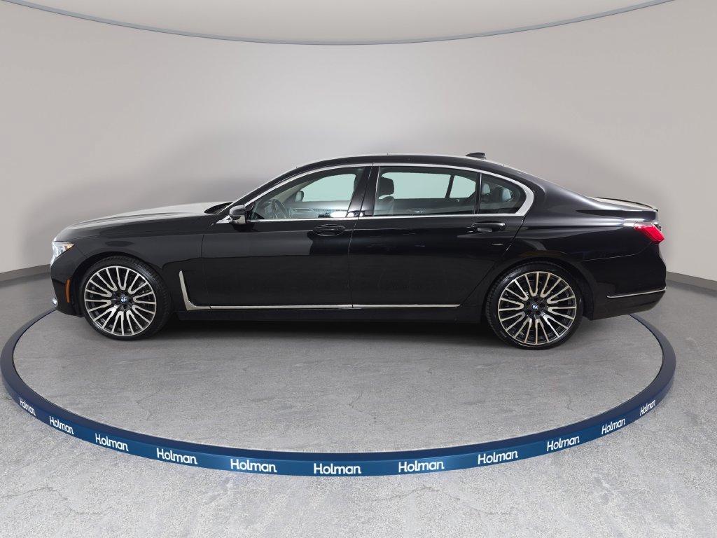 Used 2021 BMW 740i xDrive AWD/4WD image 9