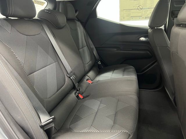 New 2027 Chevrolet Bolt LT w/ Comfort Package FWD image 19