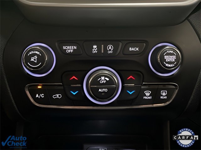 Used 2017 Jeep Cherokee Overland w/ Technology Group image 46