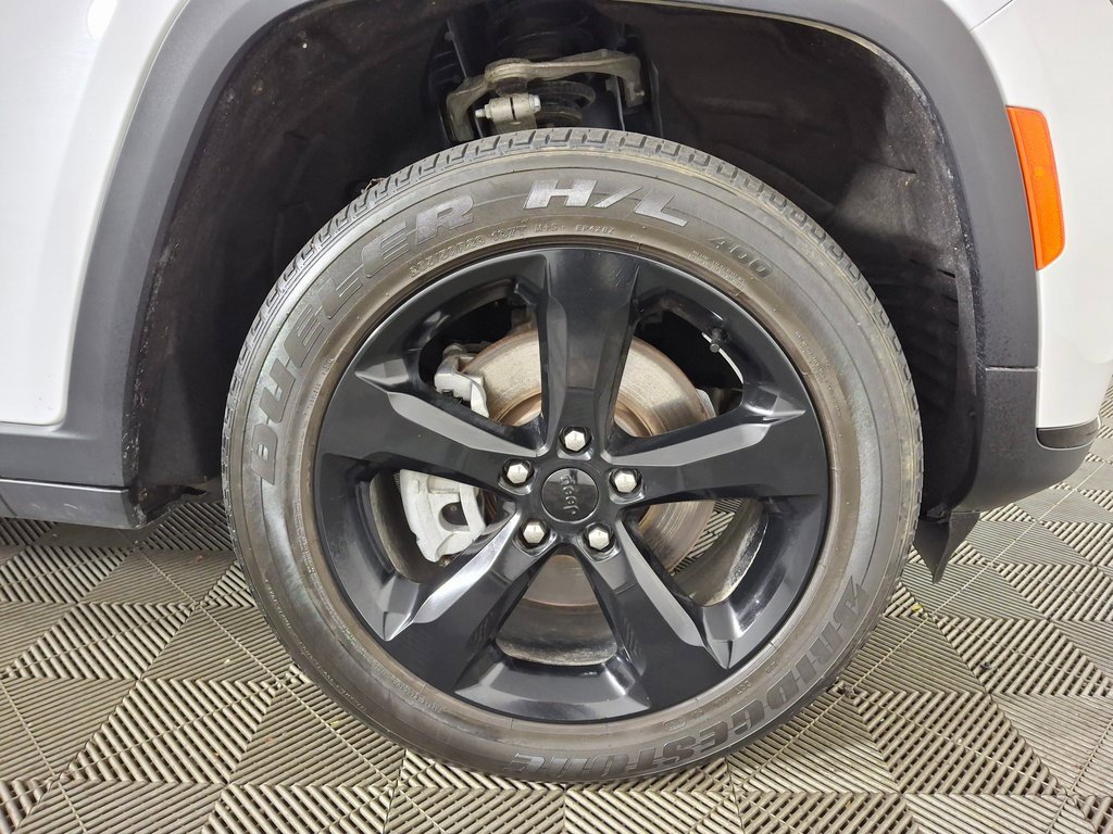 Used 2022 Jeep Grand Cherokee L Laredo image 34