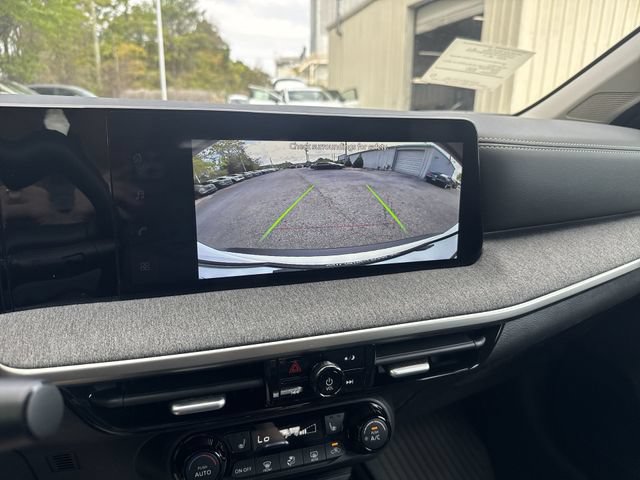 New 2026 Nissan Kicks SV w/ Cold Weather Package FWD image 21