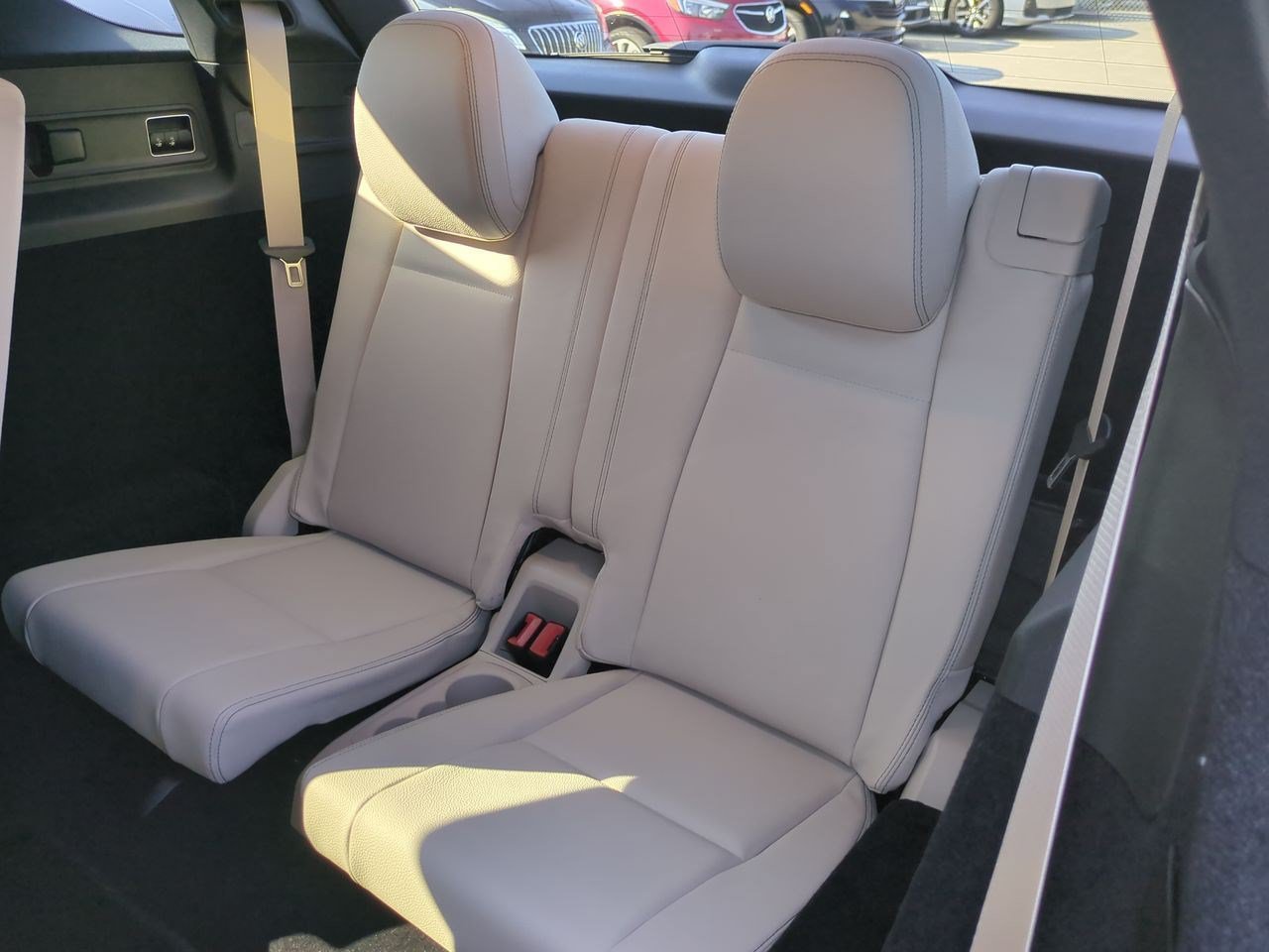 Used 2024 Mercedes-Benz GLE 350 4MATIC image 33