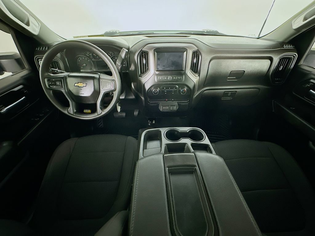 Used 2023 Chevrolet Silverado 2500 Custom AWD/4WD image 10