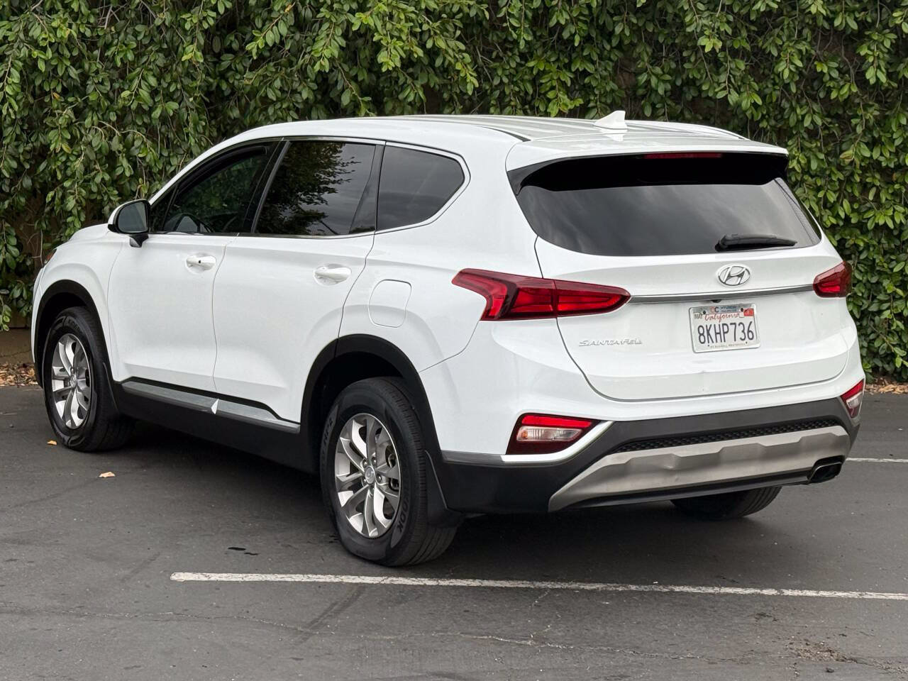 Used 2019 Hyundai Santa Fe SEL FWD image 6