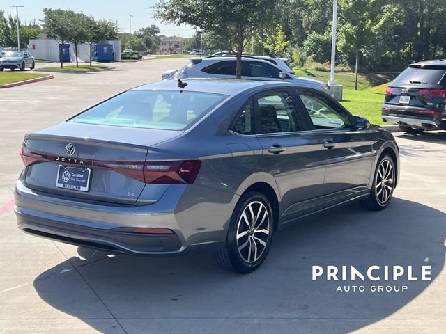 Used 2026 Volkswagen Jetta SE FWD image 11