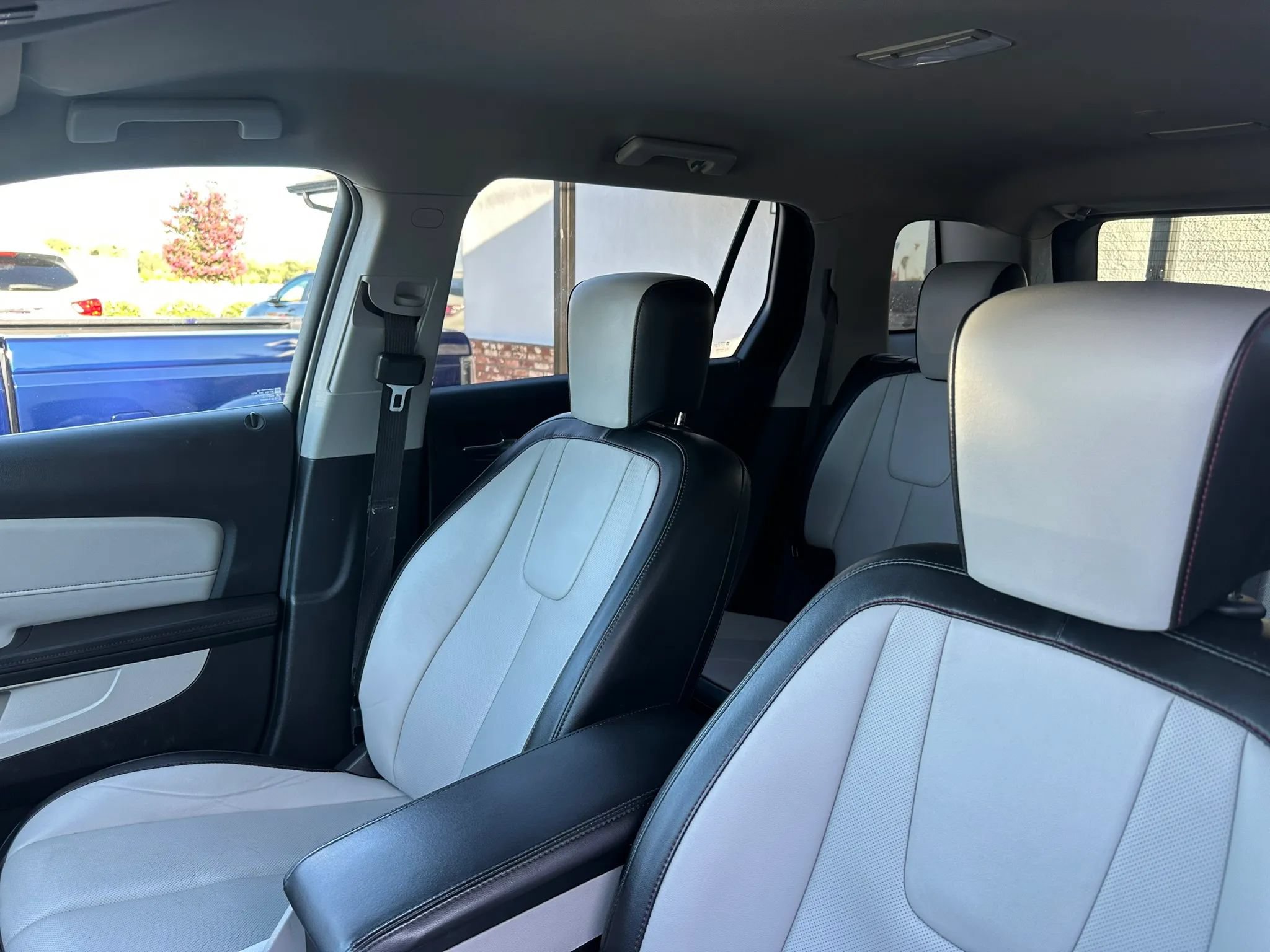 Used 2017 GMC Terrain SLT FWD image 32