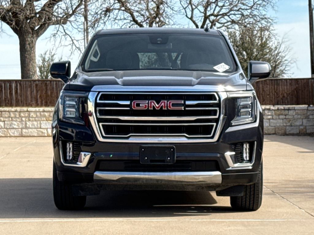 Used 2023 GMC Yukon SLT RWD image 2