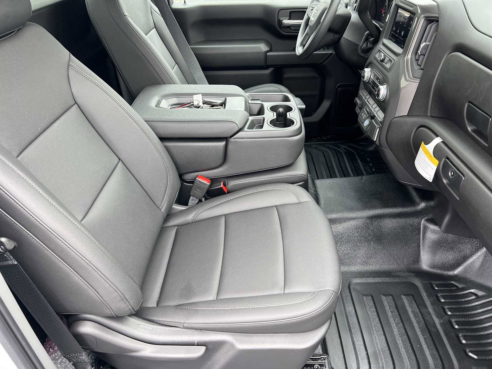 New 2025 GMC Sierra 2500 Pro w/ Convenience Package RWD image 13