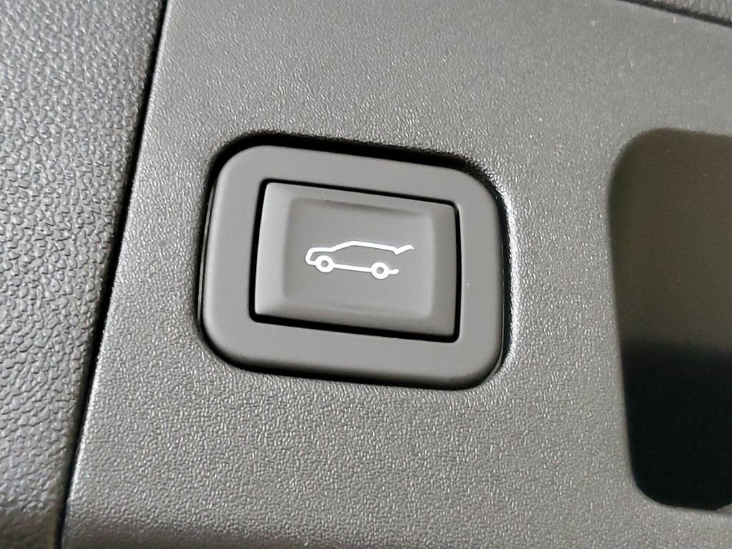 New 2026 Cadillac XT5 Luxury AWD/4WD image 8