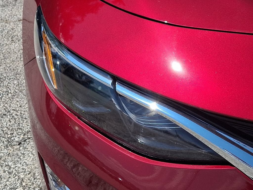 Certified 2025 Chevrolet Malibu RS FWD image 11