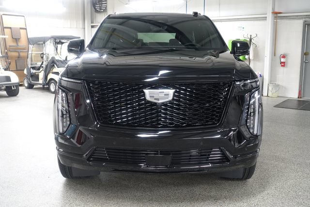 New 2026 Cadillac Escalade ESV Sport AWD/4WD image 2