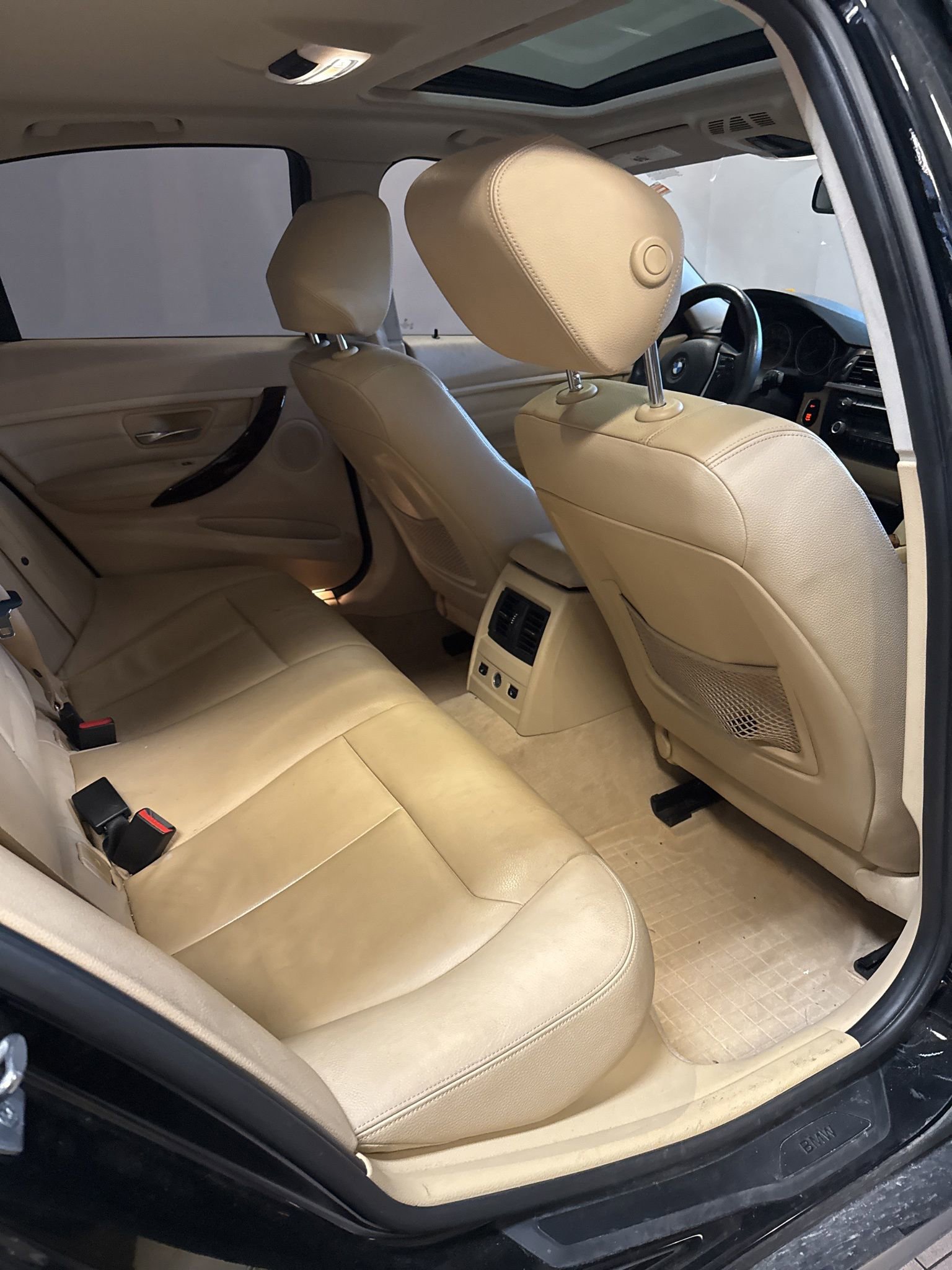 Used 2014 BMW 328i xDrive Sedan image 3