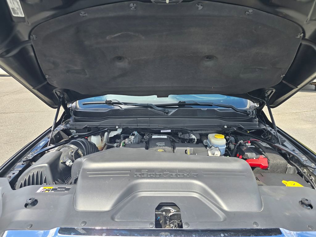 Used 2022 RAM 2500 Limited AWD/4WD image 24