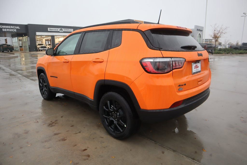 New 2026 Jeep Compass Latitude AWD/4WD image 22