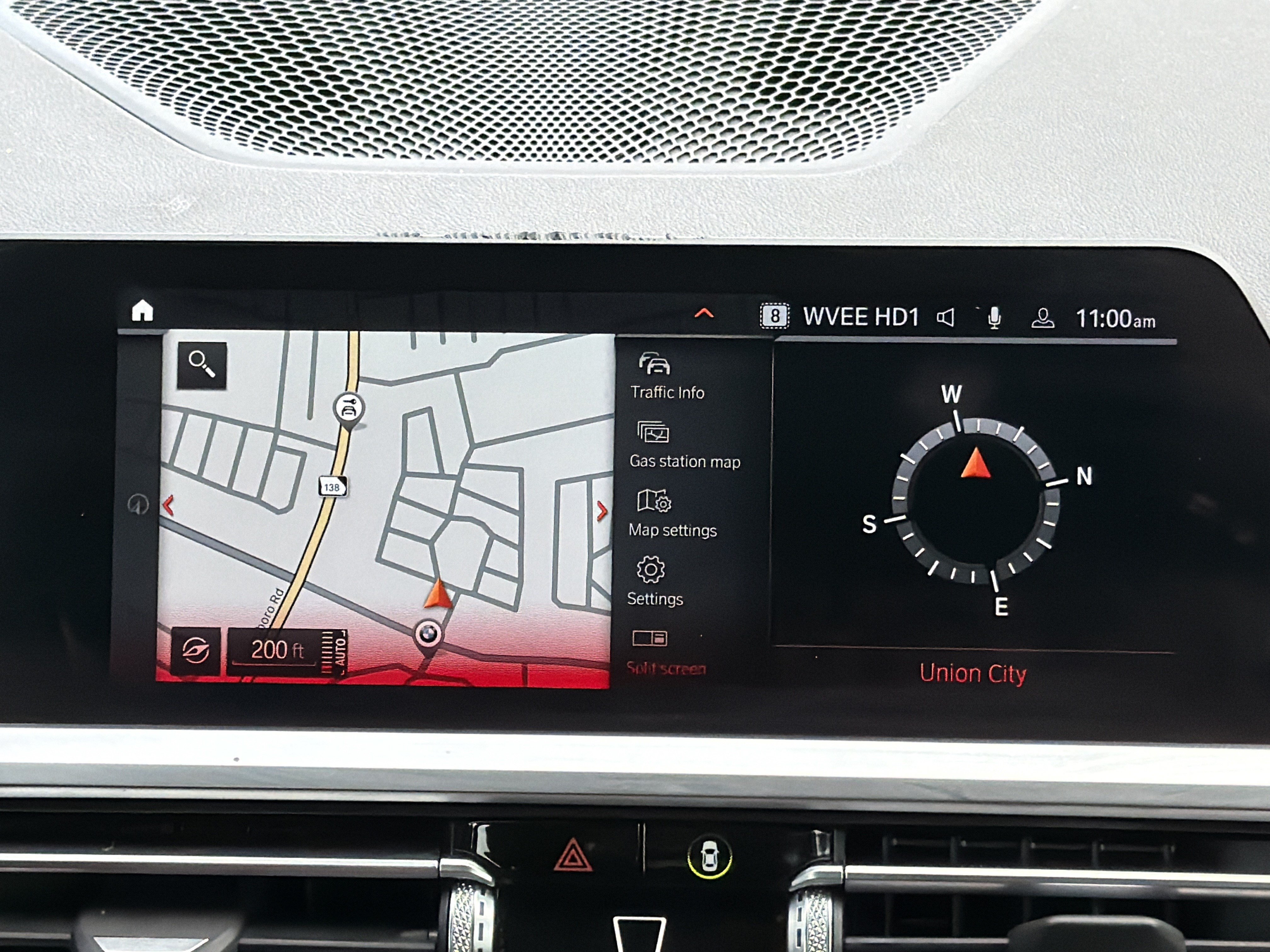 Certified 2022 BMW 330i Sedan w/ M Sport Package RWD image 5